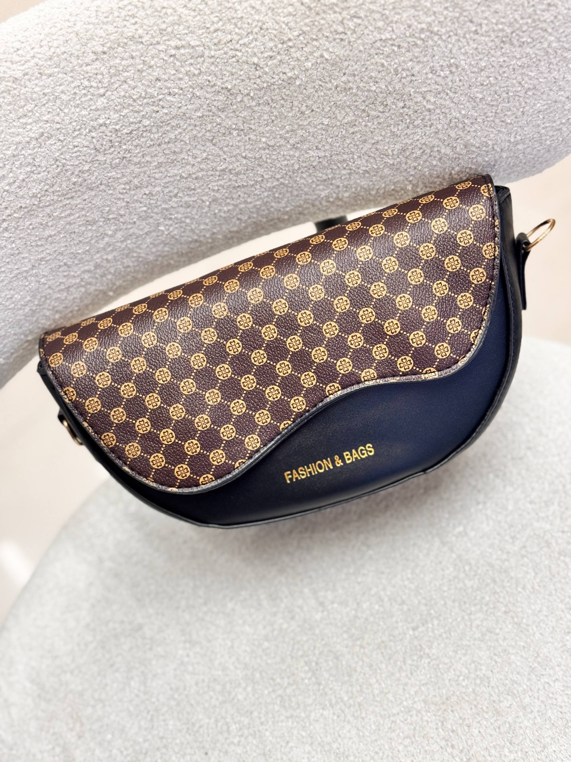 کیف وارداتی کد ۵۲