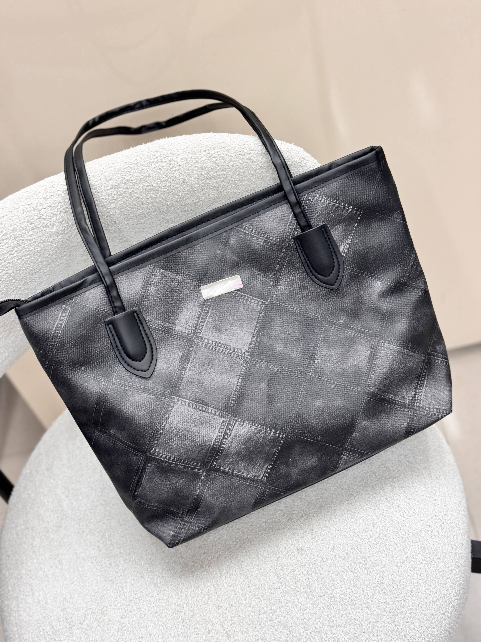 کیف وارداتی کد ۲۶